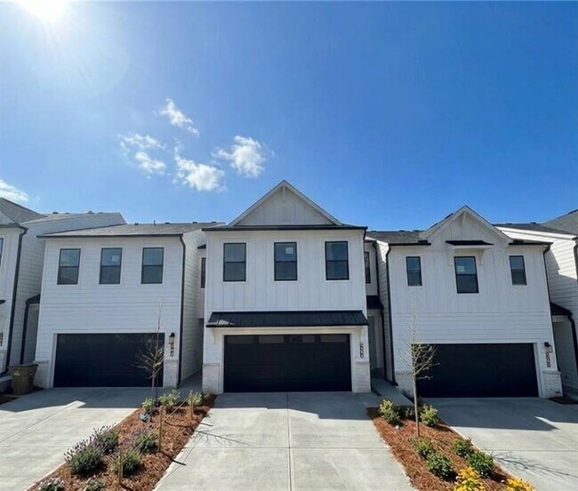 7304 Mulberry Trace Ln in Flowery Branch, GA - Building Photo - Building Photo