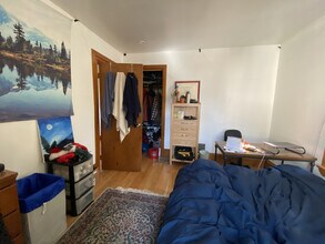 40 Jay St, Unit B in Cambridge, MA - Foto de edificio - Building Photo