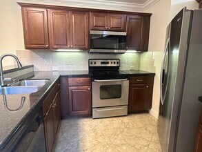 8345 Trent Ct in Boca Raton, FL - Building Photo - Building Photo