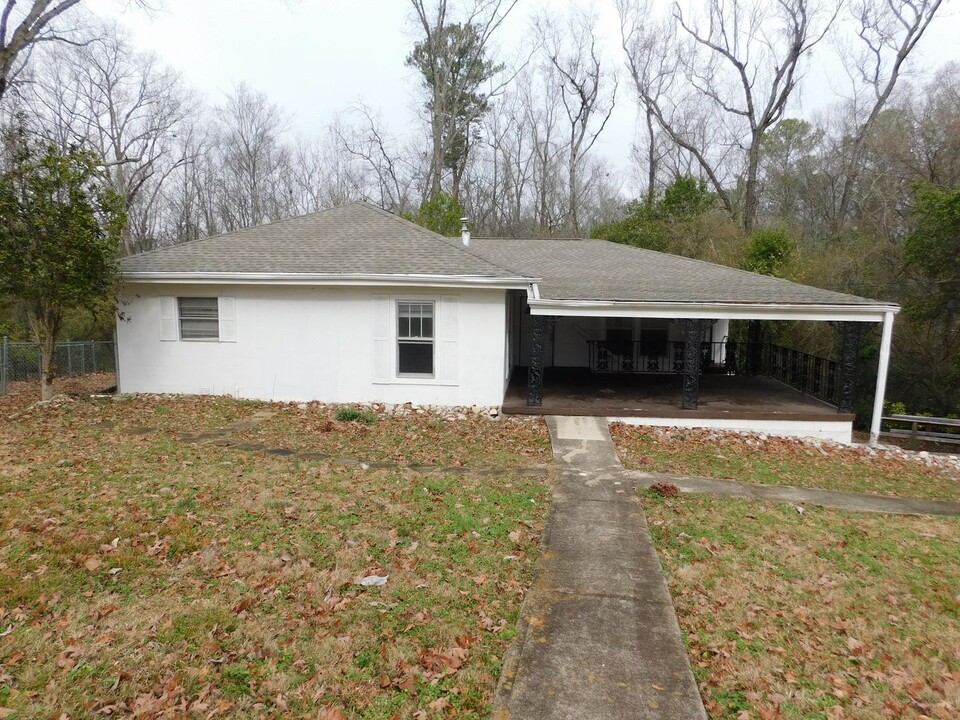 2176 Maywood Dr in Birmingham, AL - Building Photo