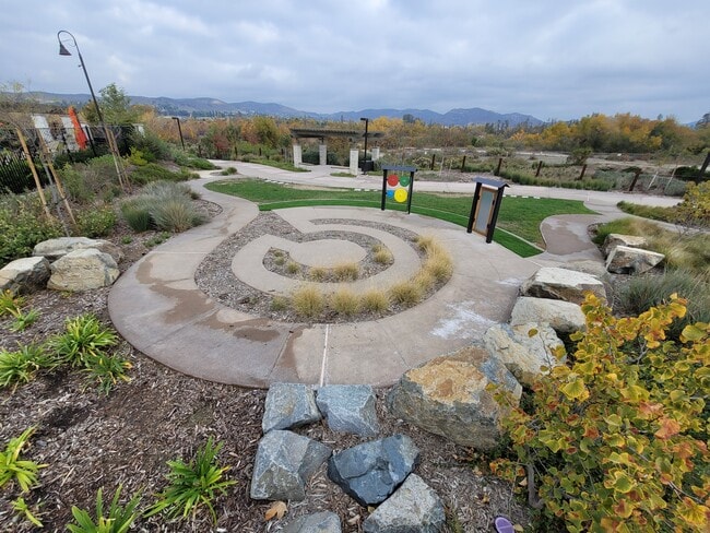 328 Lagoon Way in Santee, CA - Building Photo - Building Photo