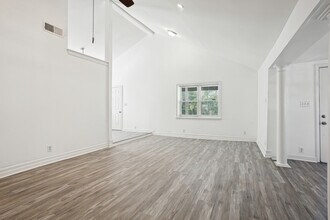 4435 Yates Rd in College Park, GA - Building Photo - Building Photo