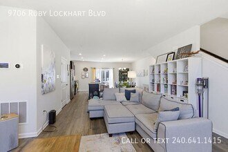 9706 Ruby Lockhart Blvd in Bowie, MD - Building Photo - Building Photo