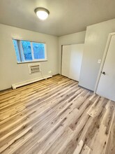 319-321 E Brookside St in Colorado Springs, CO - Building Photo - Building Photo