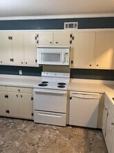 662 Pringle Dr in Sumter, SC - Building Photo - Building Photo