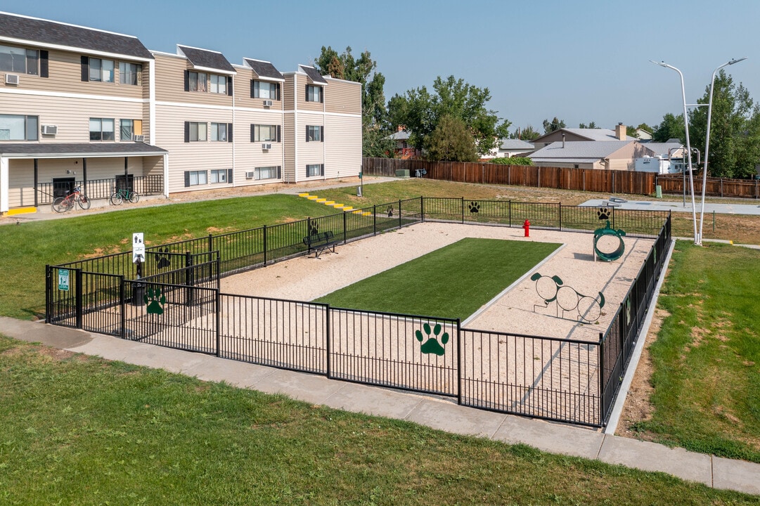 Alpine Meadows in Casper, WY - Foto de edificio