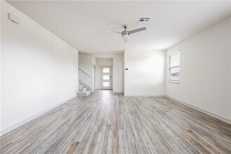 101 Parryi Cove in Leander, TX - Building Photo - Building Photo