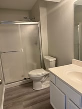 8720 N Cleveland Ave in Kansas City, MO - Foto de edificio - Building Photo