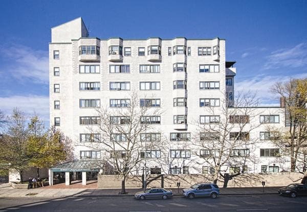 Robert T. Wolfe in New Haven, CT - Building Photo