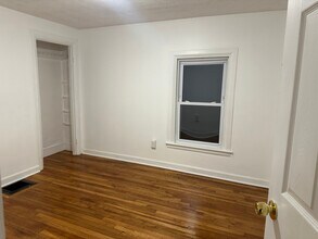 15 Barrett St in Malden, MA - Foto de edificio - Building Photo