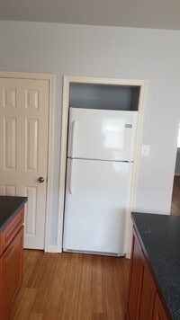 1102 E Price St photo'