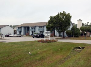 The Landings Apartments in Little River, SC - Foto de edificio - Building Photo