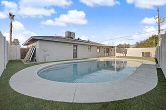 1281 E Hermosa Dr in Tempe, AZ - Building Photo - Building Photo