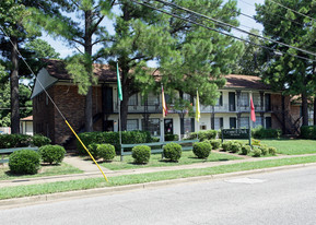 Cromwell Park Apartments