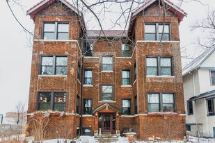 433-435 S Grove Ave Apartments