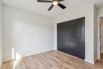 602 Creekside Ln in Marshalltown, IA - Foto de edificio - Building Photo