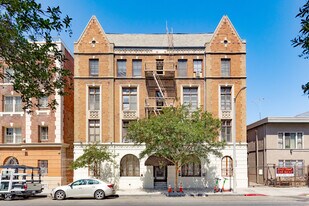 Astor Apartments in Los Angeles, CA - Building Photo