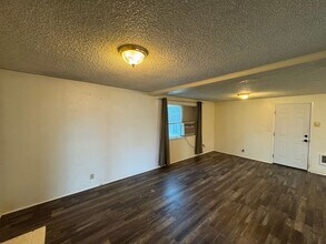 3940 Burlwood St in Eugene, OR - Building Photo - Building Photo