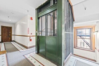 282 Newbury St, Unit 14 in Boston, MA - Building Photo - Building Photo
