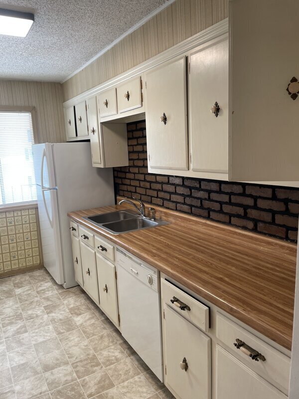 property at 1208 Bush River Rd