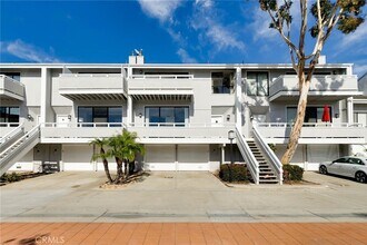 8 Ima Loa Ct in Newport Beach, CA - Building Photo - Building Photo