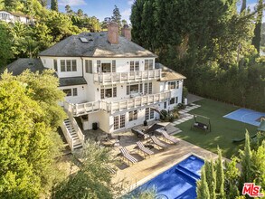 14619 Valley Vista Blvd in Los Angeles, CA - Building Photo - Building Photo