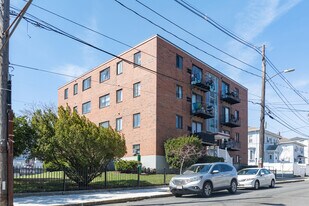 Crescent Apartments in Chelsea, MA - Building Photo