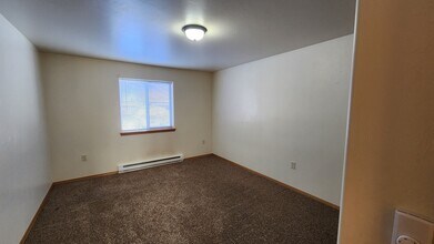 3768 E Main St, Unit 4 in East Helena, MT - Building Photo - Building Photo