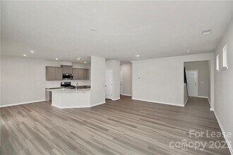 12816 Canterbury Castle Dr in Charlotte, NC - Building Photo - Building Photo