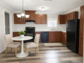 4807 Barbara Rd in Tampa, FL - Building Photo - Building Photo