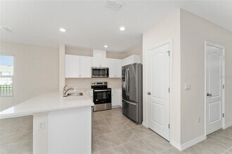 2396 Penguin Blvd in Davenport, FL - Building Photo - Building Photo