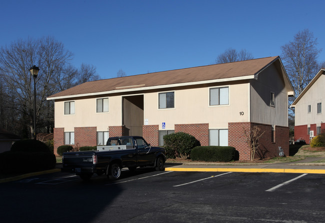 Ridgecrest Apartment Homes in Gainesville, GA - Building Photo - Building Photo