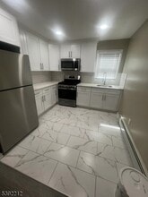 208 Inslee Pl in Elizabeth, NJ - Building Photo - Building Photo
