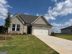 205 Overton Dr in Perry, GA - Building Photo