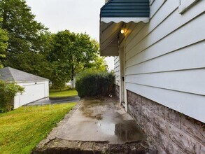 1654 Wakefield Ave in Youngstown, OH - Building Photo - Building Photo