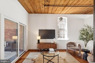 205 Cuthbert St in Philadelphia, PA - Building Photo - Building Photo