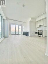 3900 Confederation Pkwy in Mississauga, ON - Building Photo - Building Photo