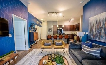8900 Lakes at 610 Dr in Houston, TX - Building Photo - Building Photo