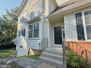 5624 Arrowfield Terrace in Haymarket, VA - Building Photo - Building Photo