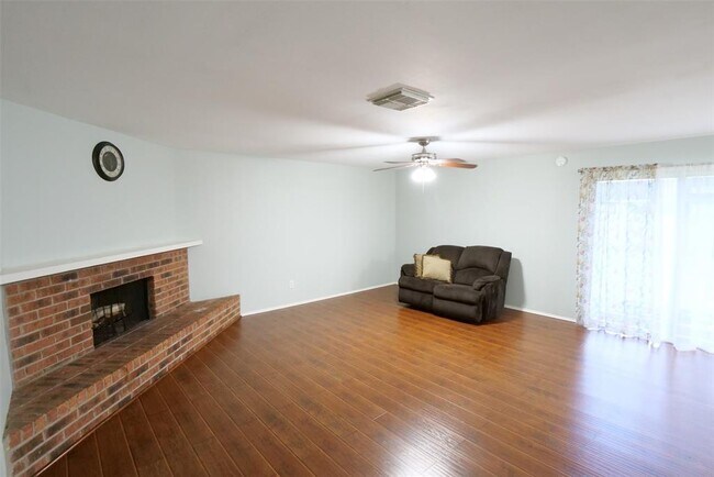 14519 Louetta Rd in Cypress, TX - Building Photo - Building Photo
