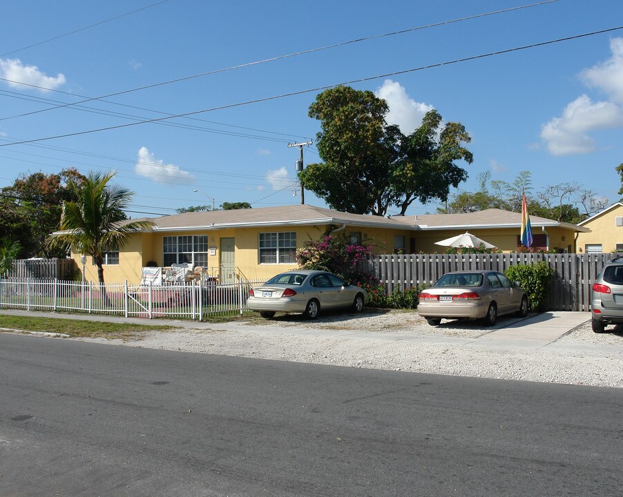 1500 SW 2nd Ave in Dania Beach, FL - Foto de edificio