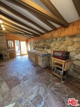 2033 Corral Canyon Rd in Malibu, CA - Building Photo - Building Photo