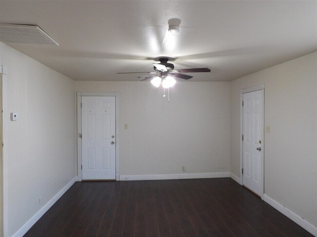 9 NW 13th St in Lawton, OK - Building Photo - Building Photo