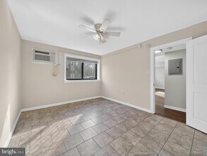 3111 Naylor Rd SE in Washington, DC - Foto de edificio - Building Photo