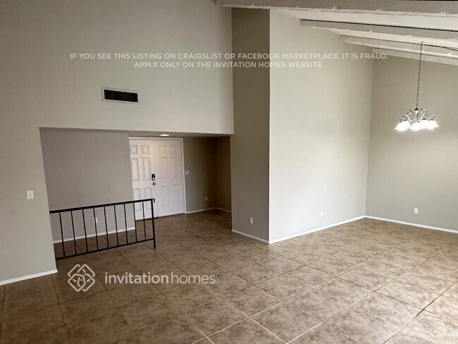 3340 W Sandra Terrace in Phoenix, AZ - Building Photo - Building Photo