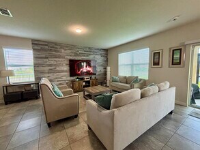 10736 SW Prato Wy in Port St. Lucie, FL - Building Photo - Building Photo