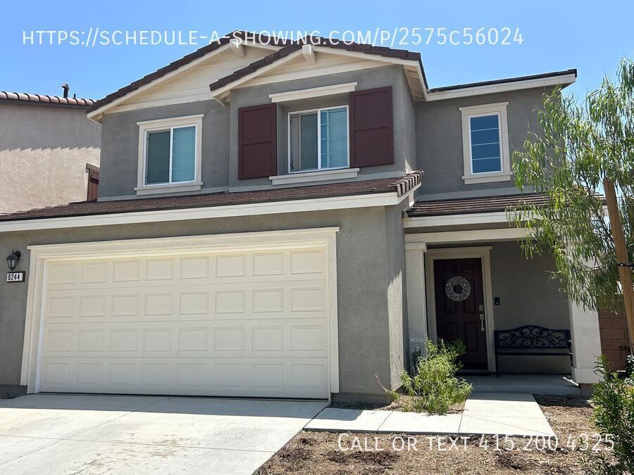 8244 Woodrose St in Jurupa Valley, CA - Building Photo