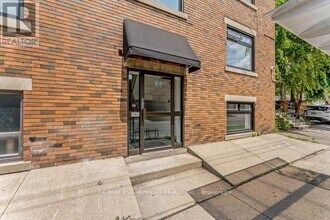 127 Victoria Ave S in Hamilton, ON - Building Photo - Building Photo