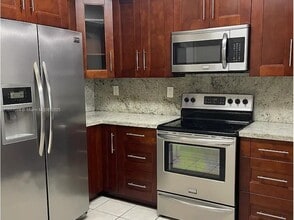 8964 W Flagler St in Miami, FL - Building Photo - Building Photo