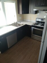 600 Wesley Ave, Unit 1 in Oakland, CA - Foto de edificio - Building Photo